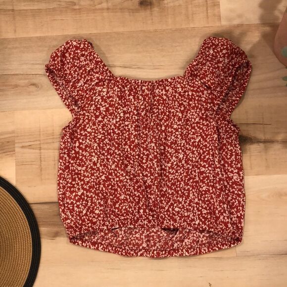 Old Navy Red Floral Blouse Size M - Picture 2 of 7